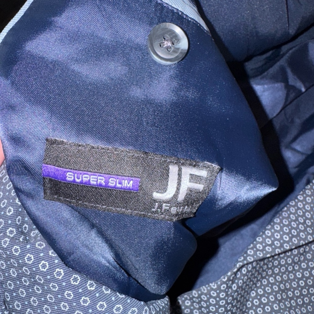 Stylish Gray Patterned Blazer For Men - image 6